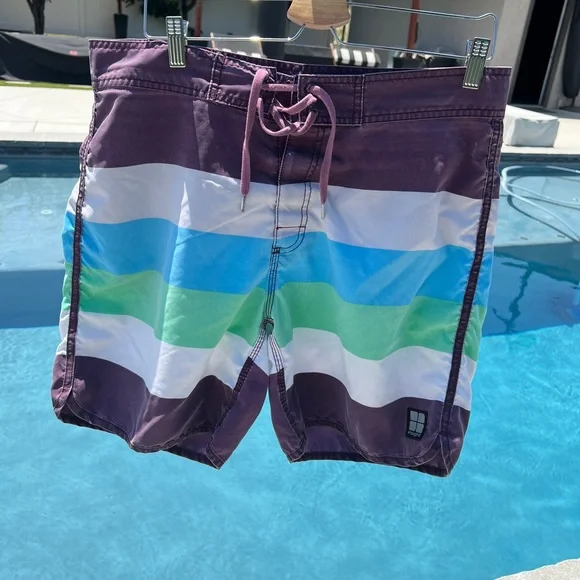 Insight board hotsell shorts